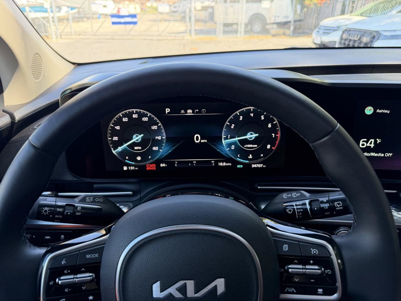 Used 2022 Kia Carnival SX Prestige FWD image 16