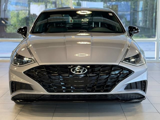 Used 2023 Hyundai Sonata SEL Plus FWD image 2