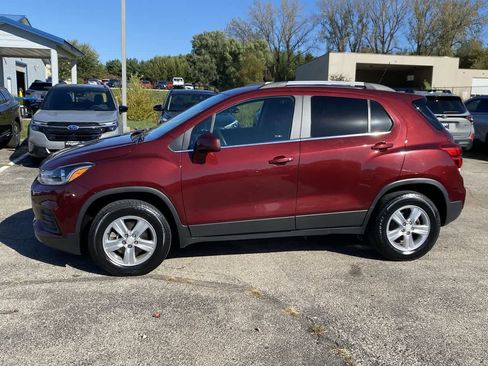Used 2017 Chevrolet Trax LT image 3