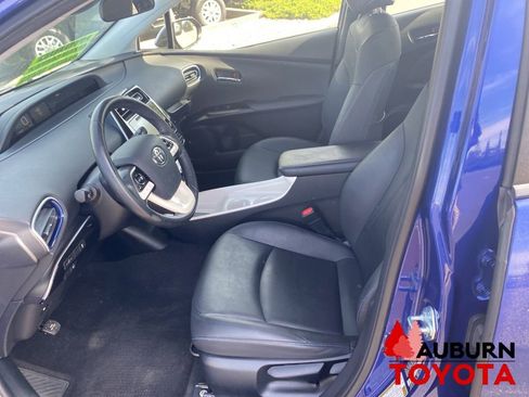 Used 2016 Toyota Prius Four Touring FWD image 26