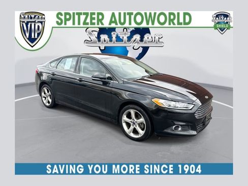 Used 2016 Ford Fusion SE image 1