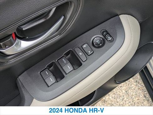 Certified 2024 Honda HR-V LX image 13