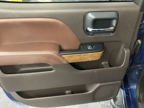 Used 2019 Chevrolet Silverado 3500 High Country w/ Duramax Plus Package image 5