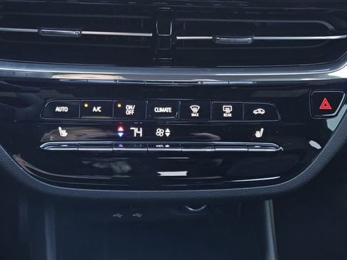 New 2026 Buick Envista Avenir FWD image 14