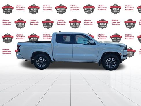 New 2026 Nissan Frontier SV image 6