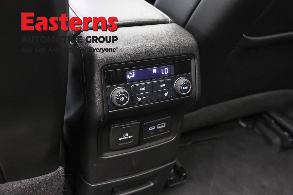 Used 2020 GMC Acadia SLT w/ Driver Alert Package II FWD image 25