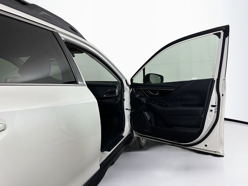 Used 2023 Subaru Outback Limited image 34