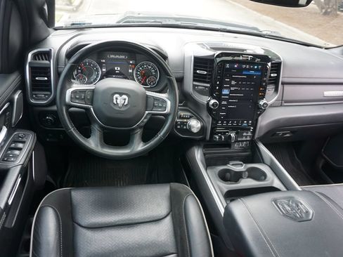 Used 2022 RAM 1500 Laramie AWD/4WD image 6