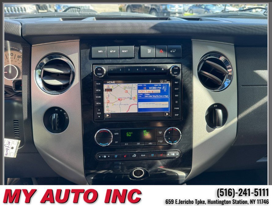 Used 2012 Ford Expedition Limited AWD/4WD image 18