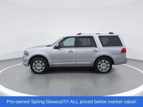 Used 2016 Lincoln Navigator Select AWD/4WD image 5