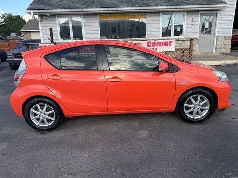 Used 2012 Toyota Prius C Four FWD image 8