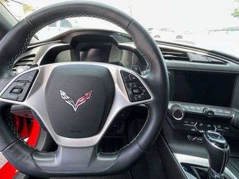 Used 2019 Chevrolet Corvette Stingray Coupe w/ Carbon Flash Badge Package RWD image 15
