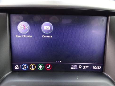 Used 2022 GMC Acadia Elevation image 27