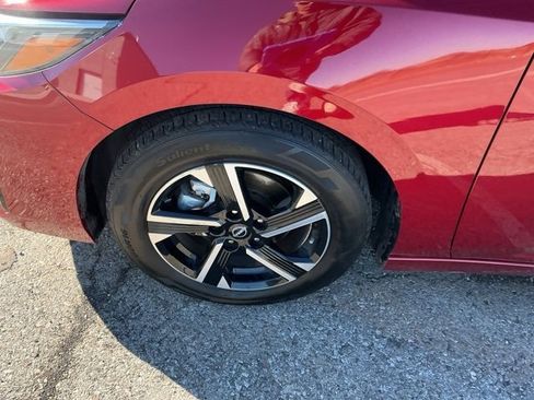 Used 2024 Nissan Sentra SV image 9
