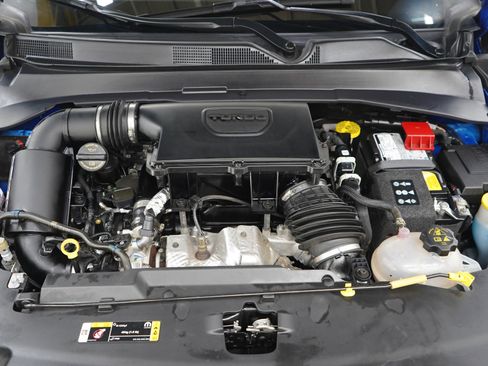 Used 2025 Jeep Compass Trailhawk AWD/4WD image 29