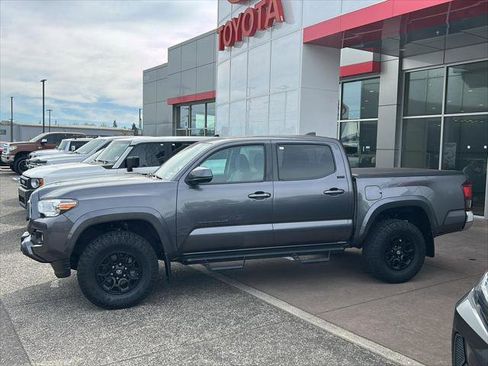Certified 2021 Toyota Tacoma SR5 image 8