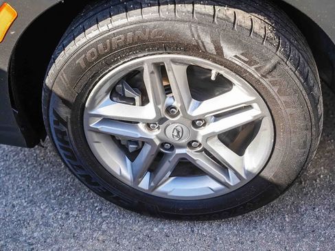 Certified 2023 Hyundai Kona SE image 5