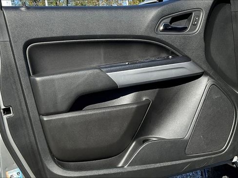 Used 2019 Chevrolet Colorado ZR2 w/ Colorado ZR2 Bison Edition image 20