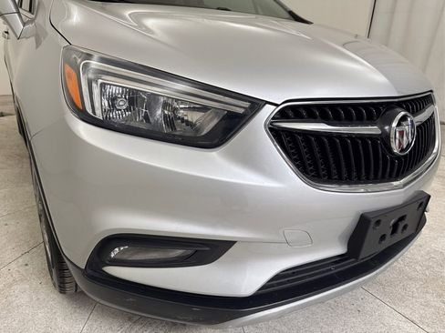 Used 2019 Buick Encore Sport Touring w/ LPO, Road Trip Package FWD image 10