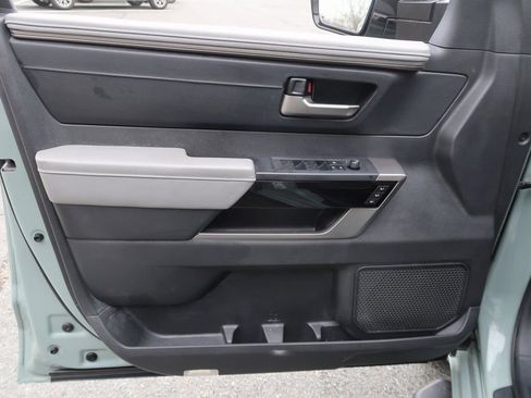 Used 2025 Toyota Tundra Limited image 15