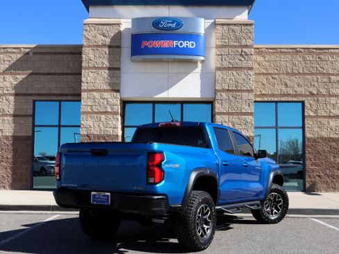 Used 2023 Chevrolet Colorado ZR2 w/ ZR2 Convenience Package III image 6