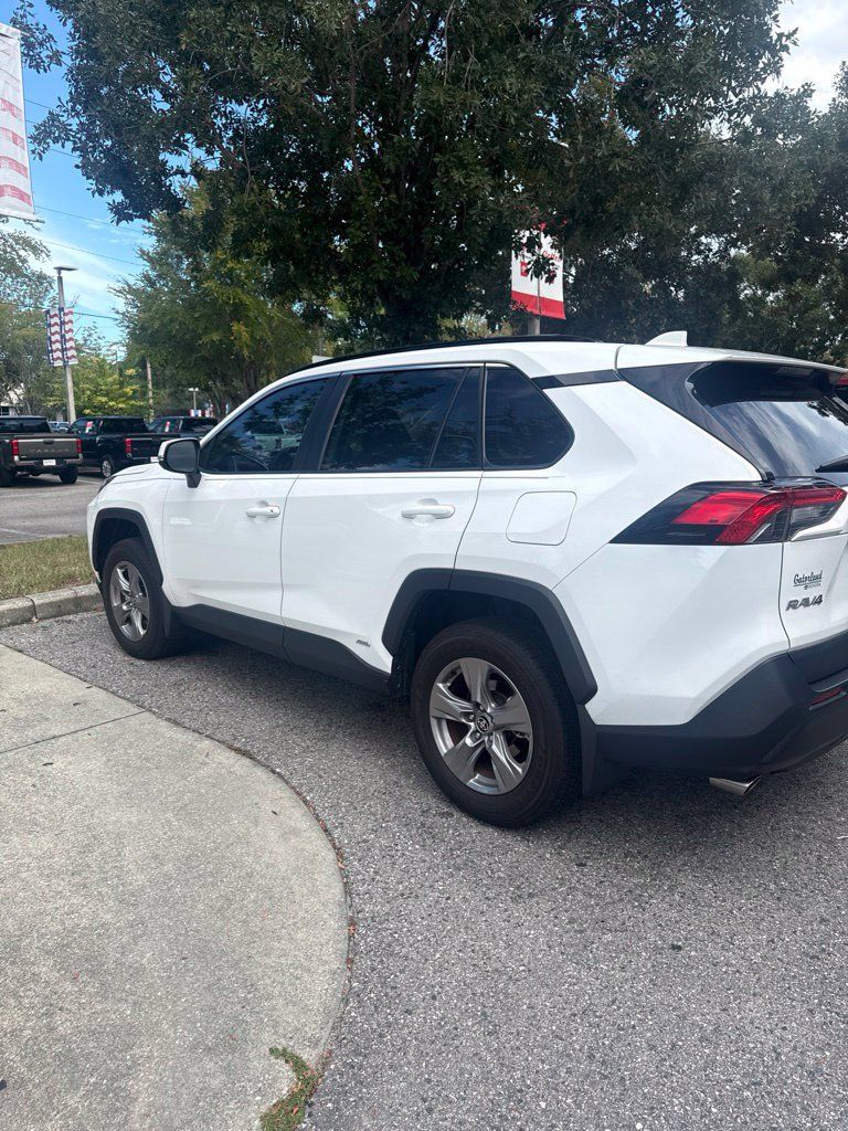 Used 2024 Toyota RAV4 XLE w/ Convenience Package AWD/4WD image 6