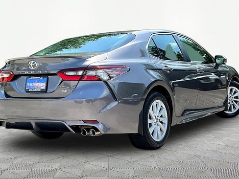 Used 2024 Toyota Camry SE FWD image 7