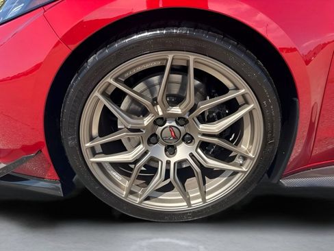 Used 2025 Chevrolet Corvette Z06 RWD image 33