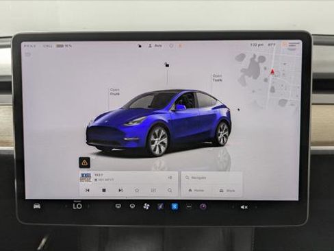Used 2023 Tesla Model Y Long Range image 27