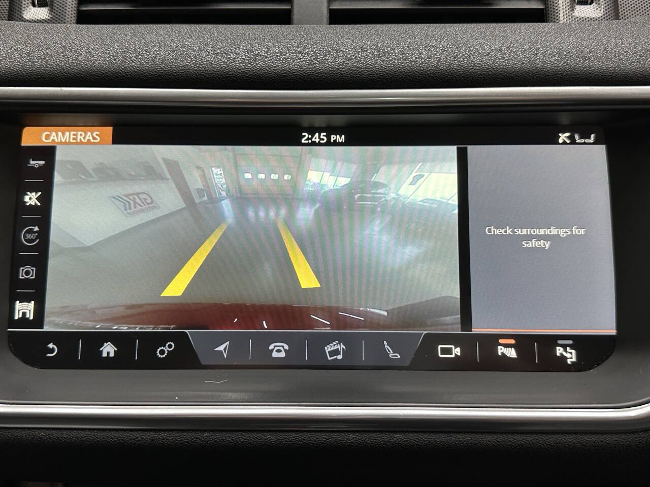 Used 2019 Land Rover Range Rover Evoque HSE AWD/4WD image 30