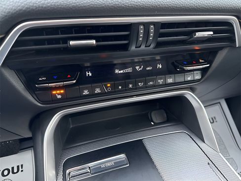 Used 2025 MAZDA CX-90 3.3 Turbo w/ Preferred Package image 27