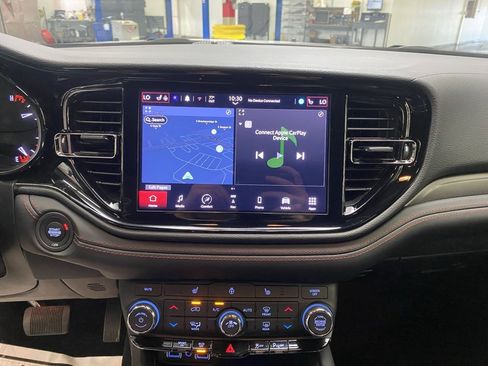 Used 2024 Dodge Durango R/T image 25