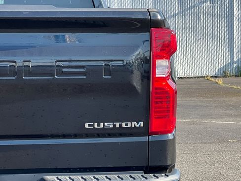 Used 2022 Chevrolet Silverado 1500 Custom image 22