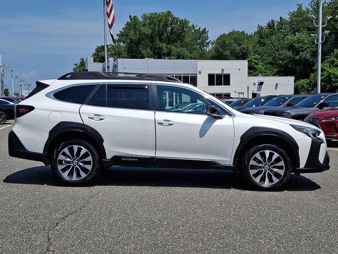 Used 2024 Subaru Outback Limited AWD/4WD image 7