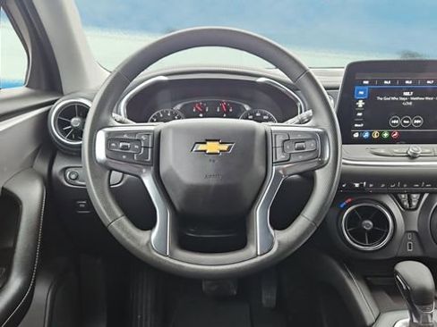 Used 2024 Chevrolet Blazer LT w/ Convenience Package image 11
