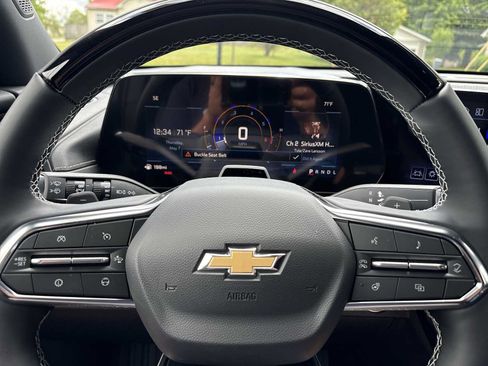New 2026 Chevrolet Traverse High Country FWD image 11