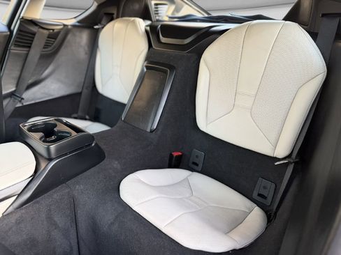 Used 2019 BMW i8 Coupe image 14