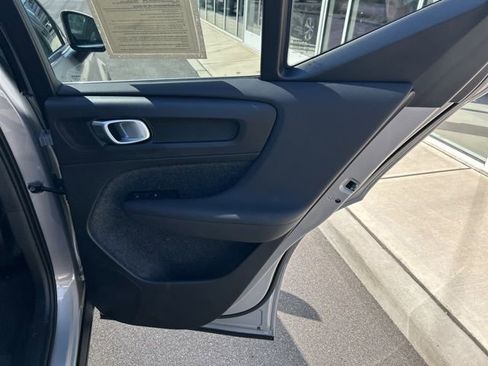 Certified 2025 Volvo XC40 B5 Plus image 12