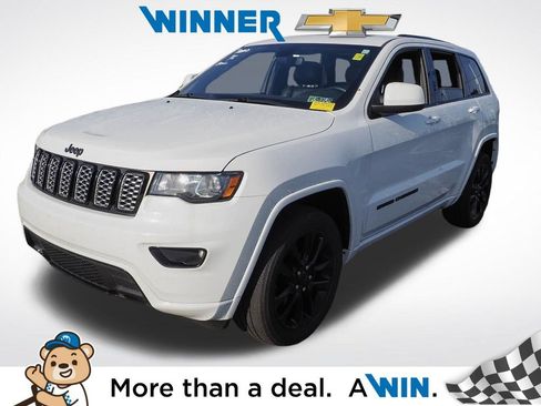 Used 2020 Jeep Grand Cherokee Altitude AWD/4WD image 1