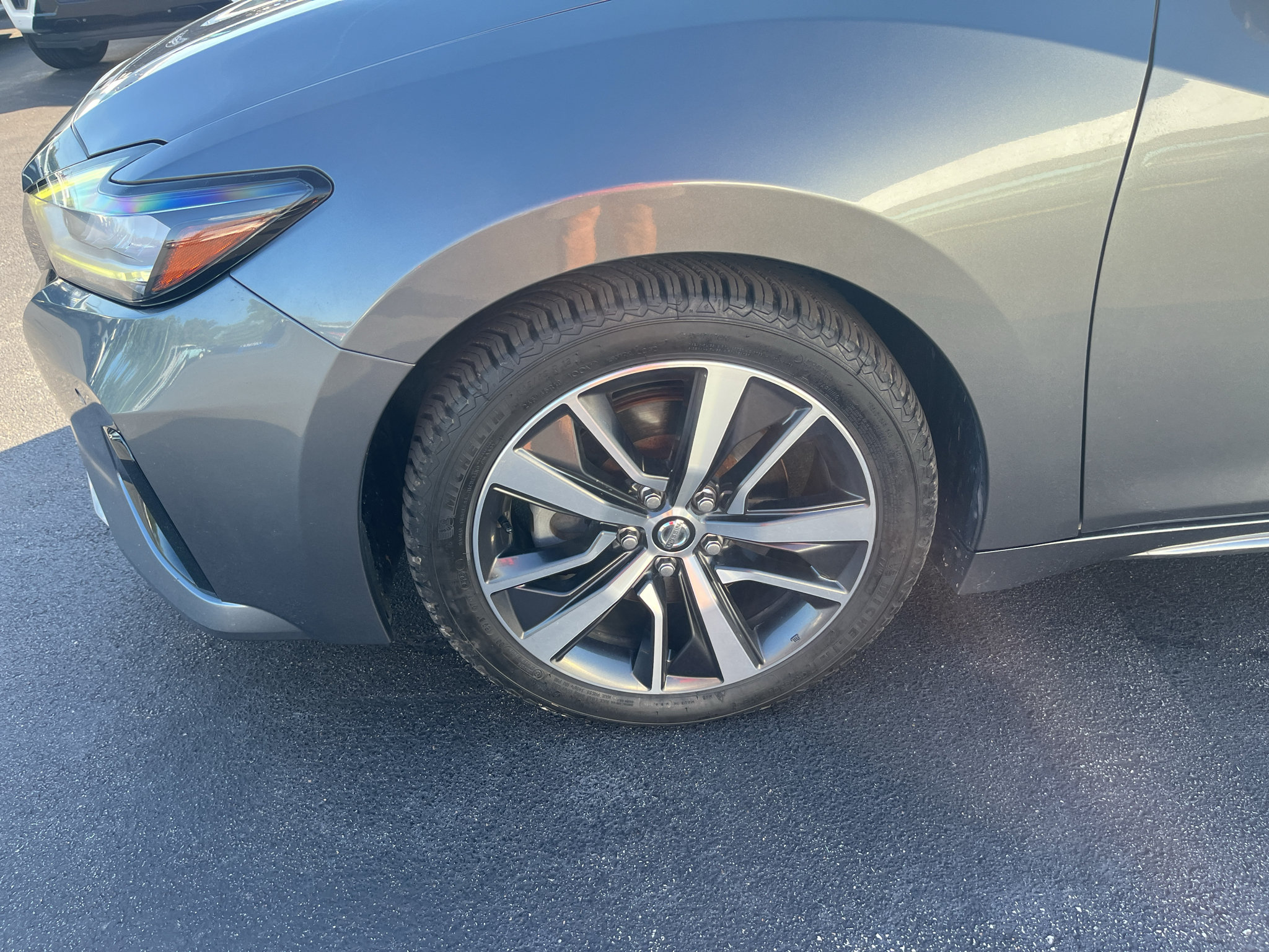 Used 2019 Nissan Maxima 3.5 SL w/ Floor Mat Group FWD image 12