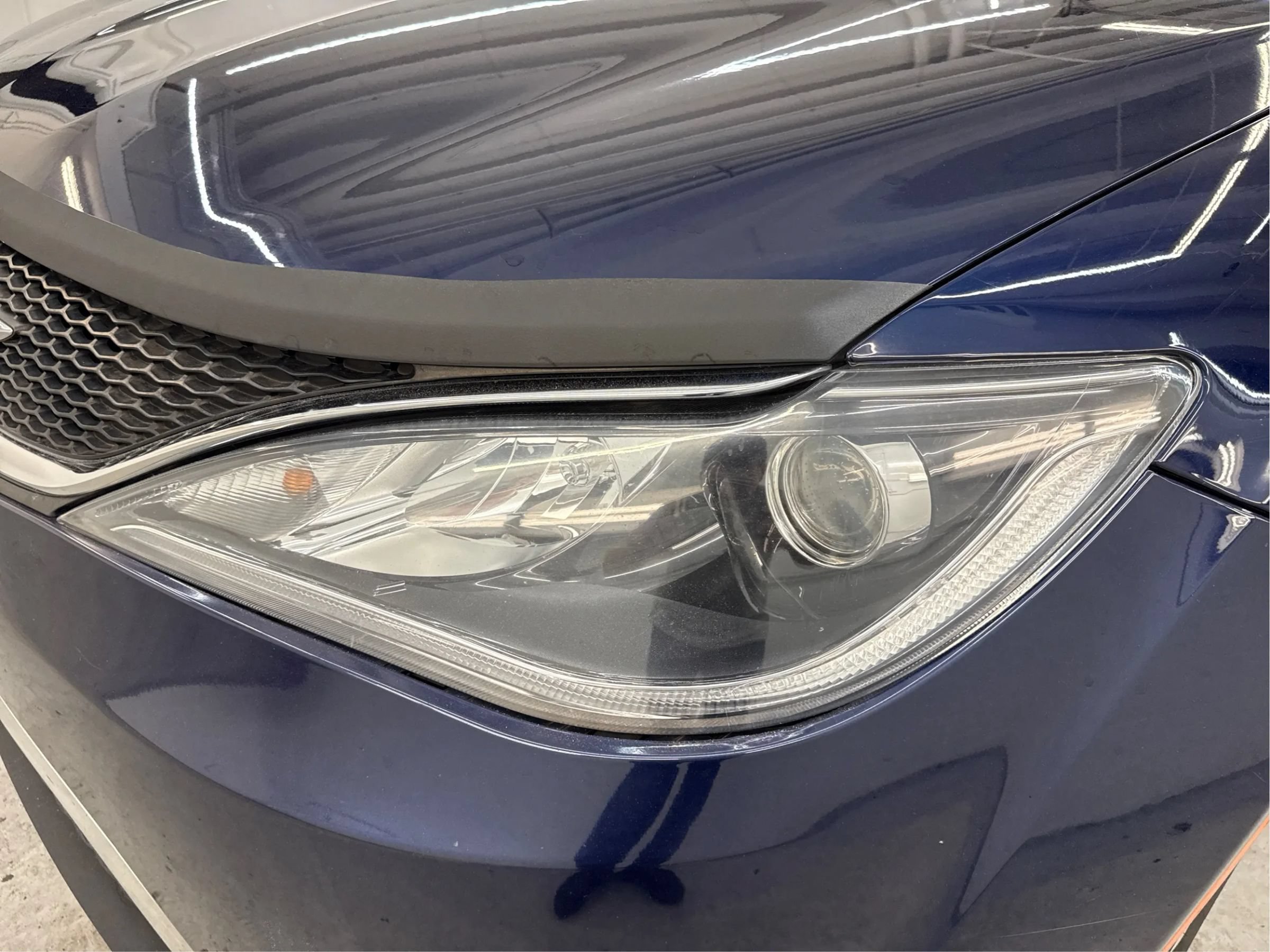 Used 2019 Chrysler Pacifica Touring-L FWD image 31