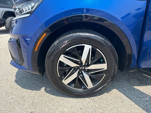 Used 2021 Kia Sorento S FWD image 30