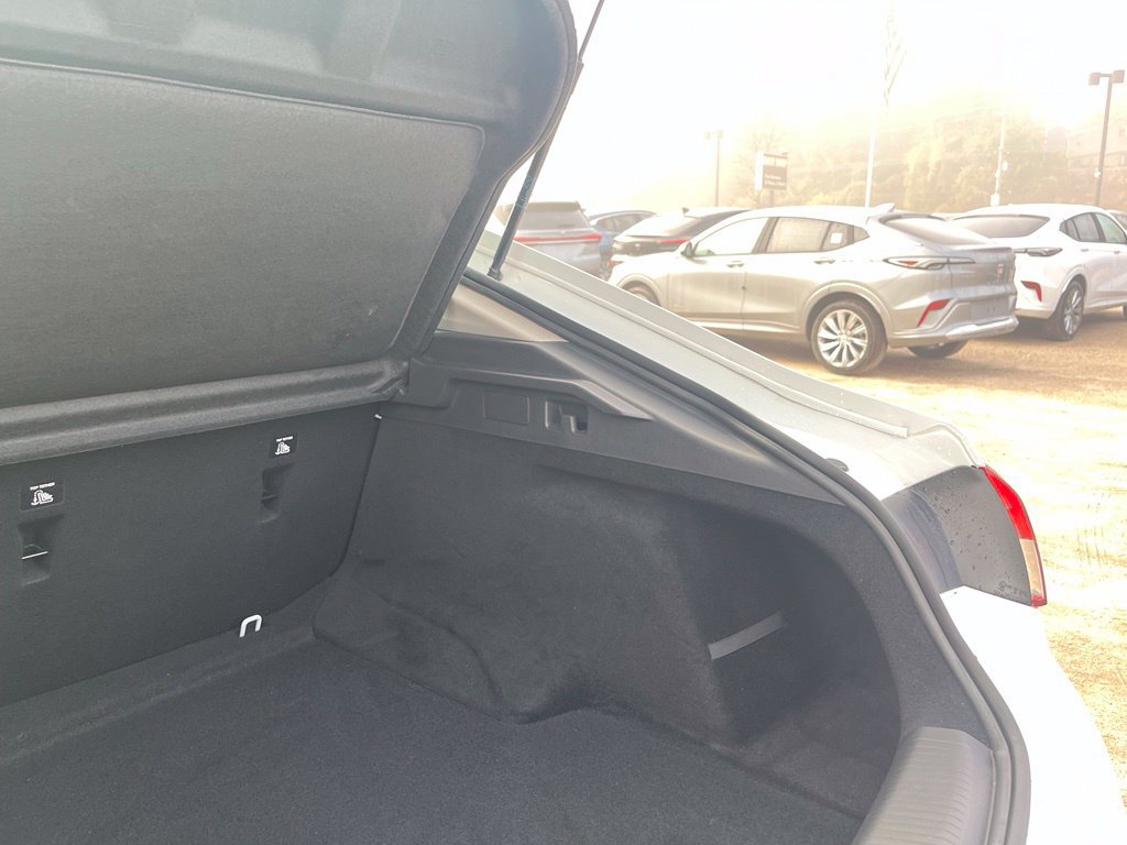 Used 2018 Buick Regal Preferred FWD image 11