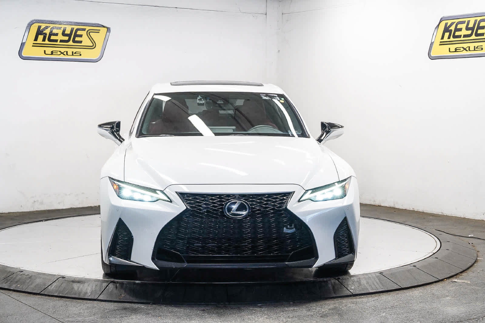 Used 2023 Lexus IS 350 F Sport RWD image 6