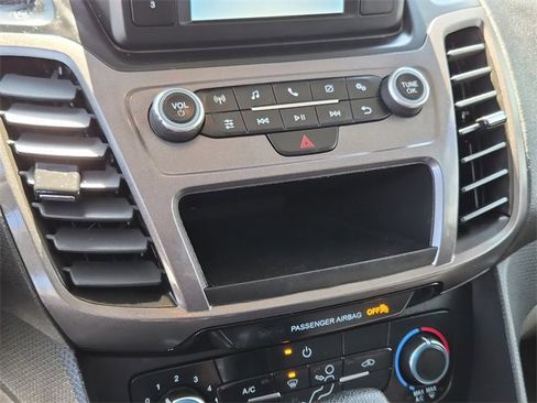 Used 2022 Ford Transit Connect XL image 32
