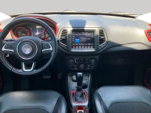 Used 2019 Jeep Compass Trailhawk AWD/4WD image 15