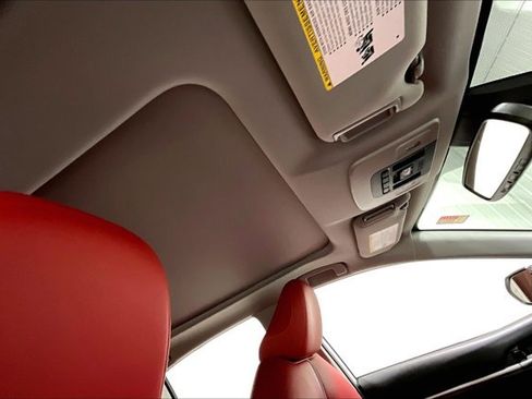 Used 2019 Toyota Camry XSE image 22