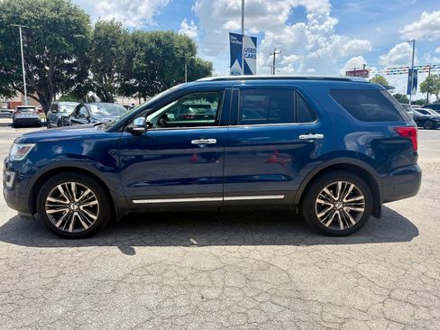 Used 2017 Ford Explorer Platinum AWD/4WD image 4