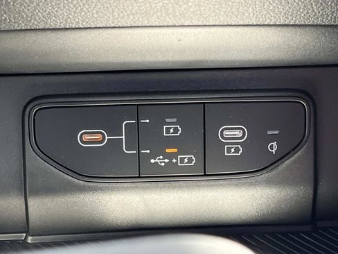 New 2026 Kia Sportage SX AWD/4WD image 30
