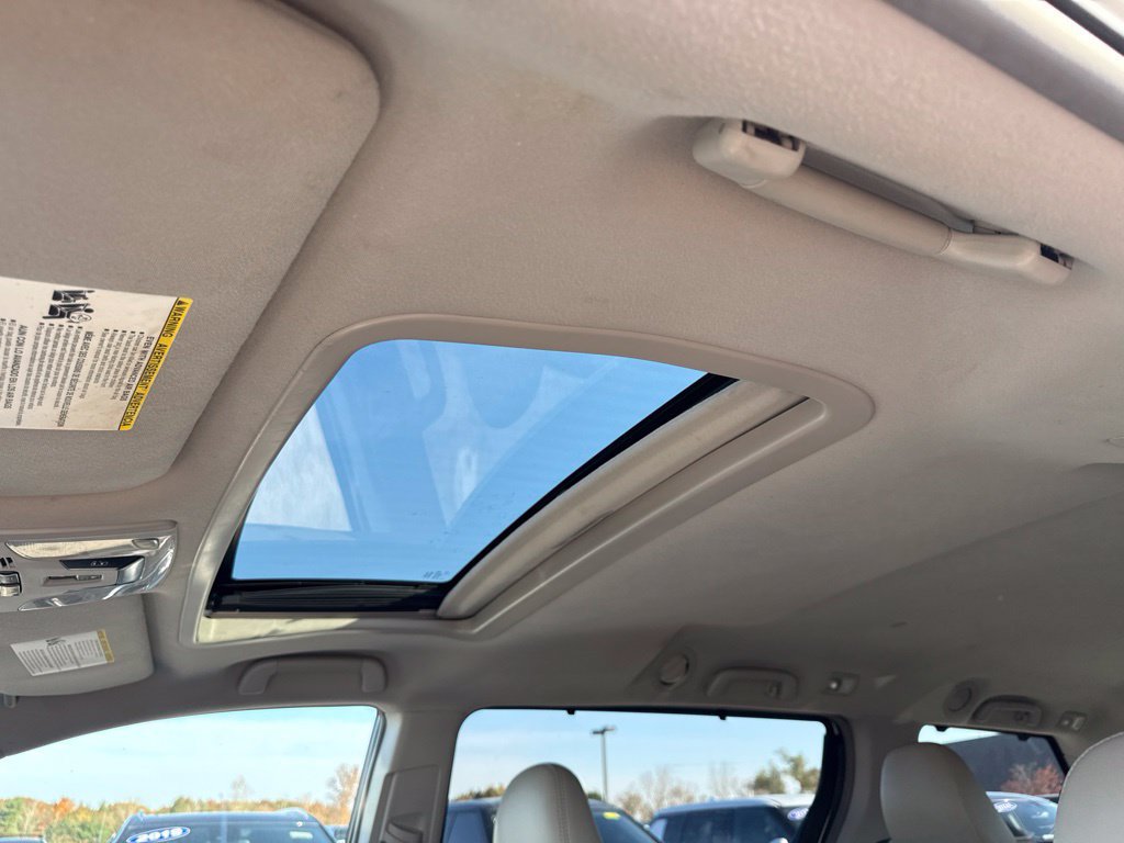 Used 2014 Toyota Sienna XLE AWD/4WD image 11